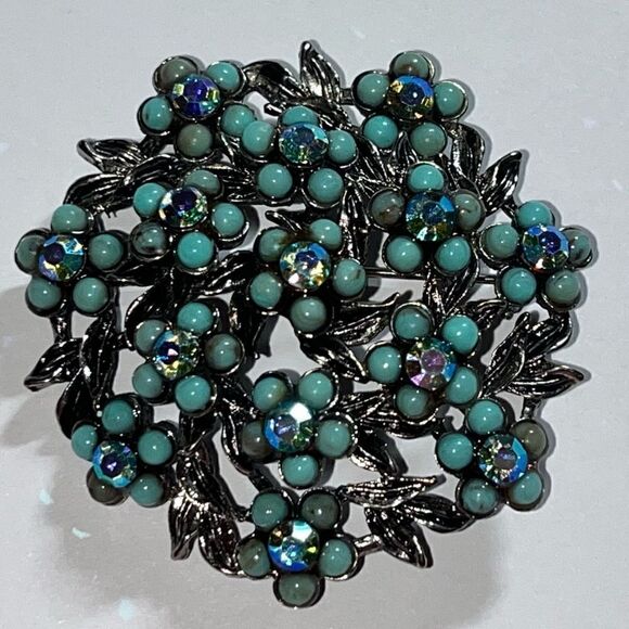 Turquoise seed beads aurora AB rhinestones 2" floral Brooch Silvertone vintage - Picture 1 of 5
